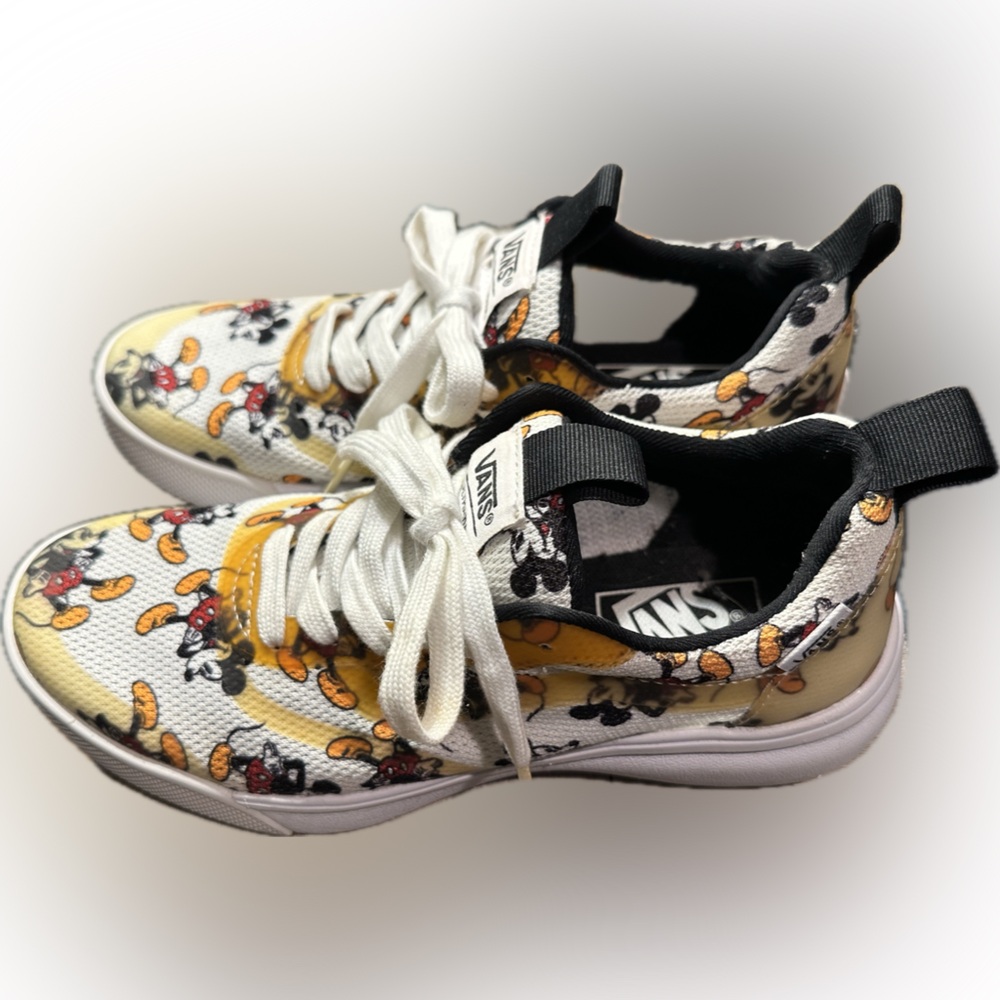 VANS X Disney UltraRange Mickey Mouse Shoes Womens 7  Mens 5.5 - Picture 3 of 7
